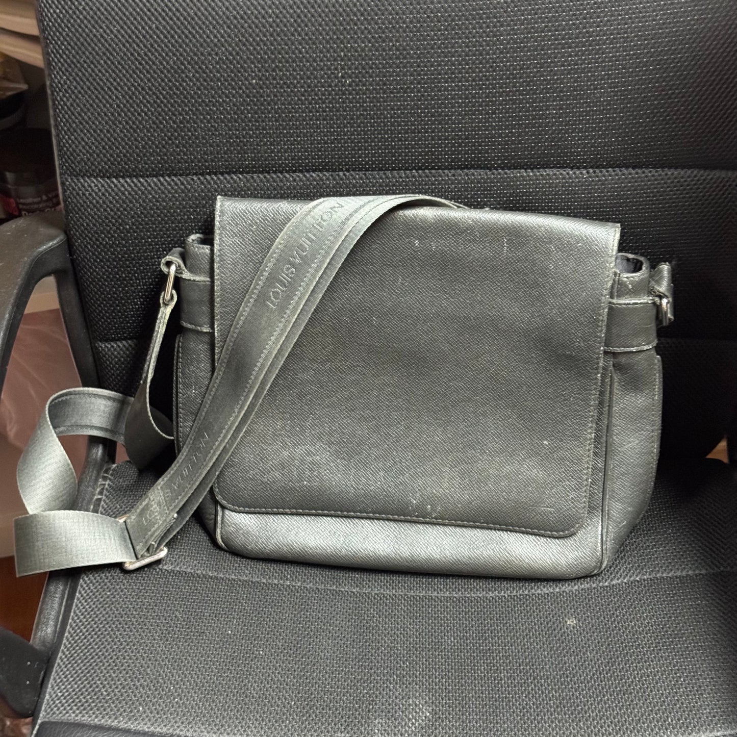 Louis Vuitton Taiga Milo Shoulder Bag Grey (year 2013)