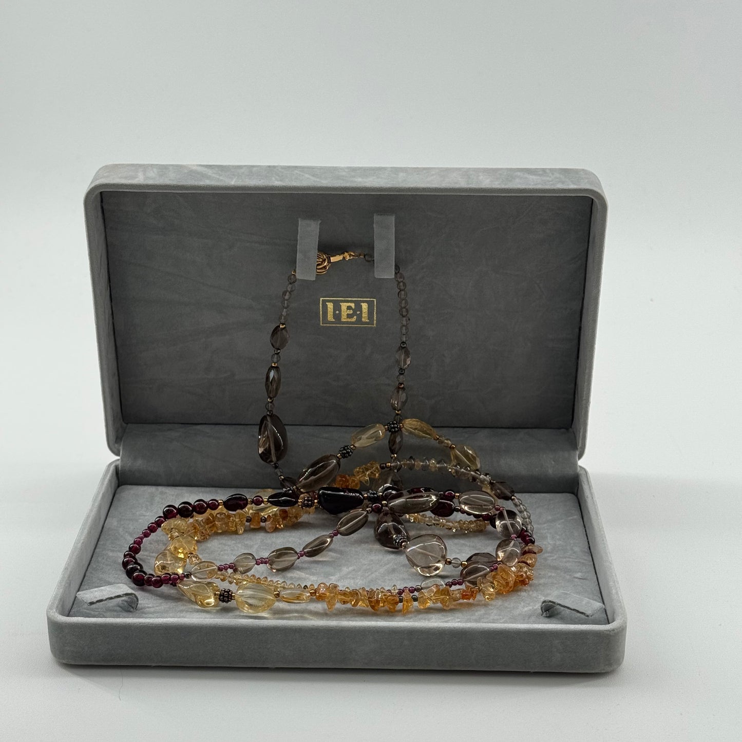 IEI Beads On The Neck