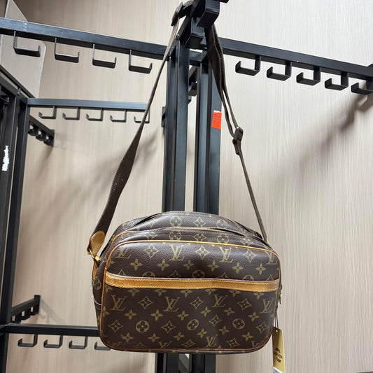 Louis Vuitton Reporter PM Shoulder Bag (year 2010)