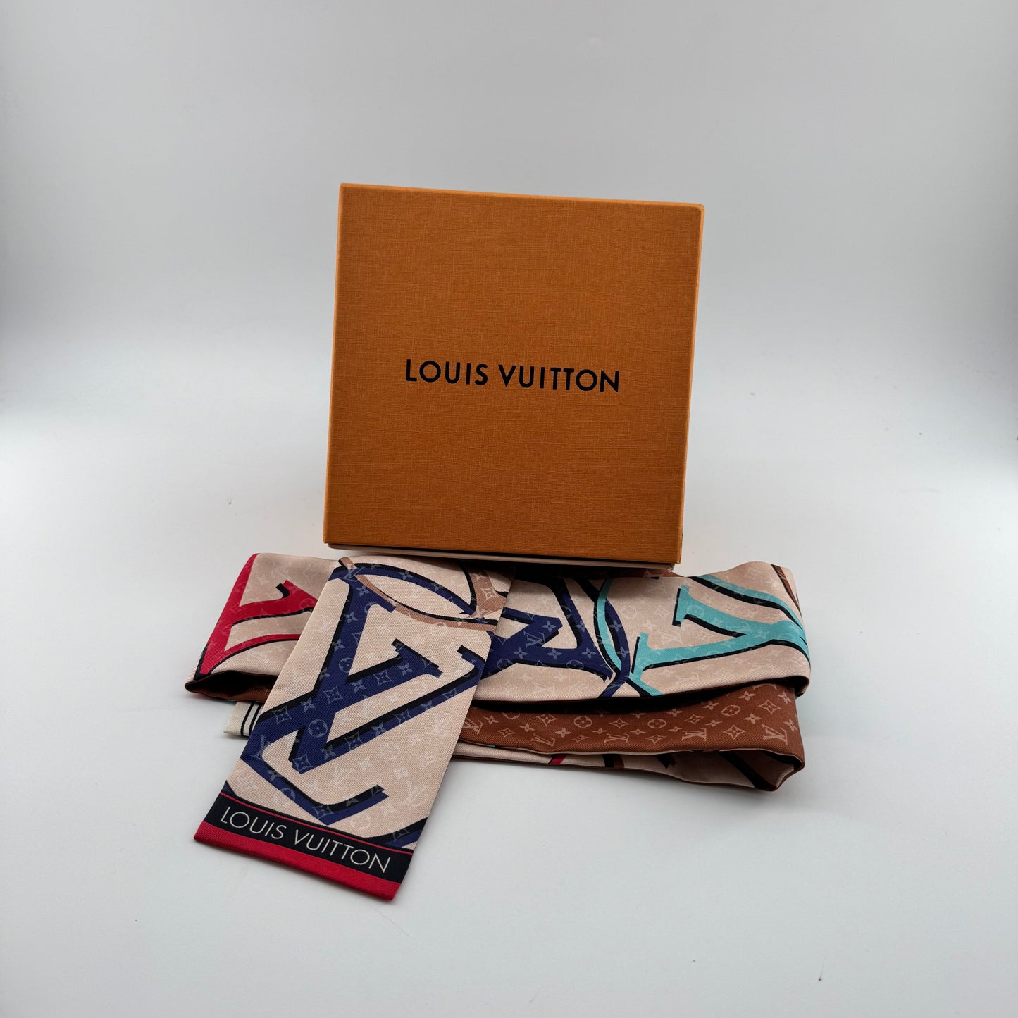 Louis Vuitton Scarf 100% Silk